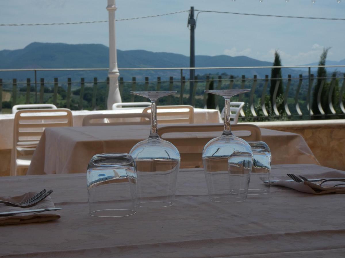 I Due Melograni Agriresort Tarano エクステリア 写真