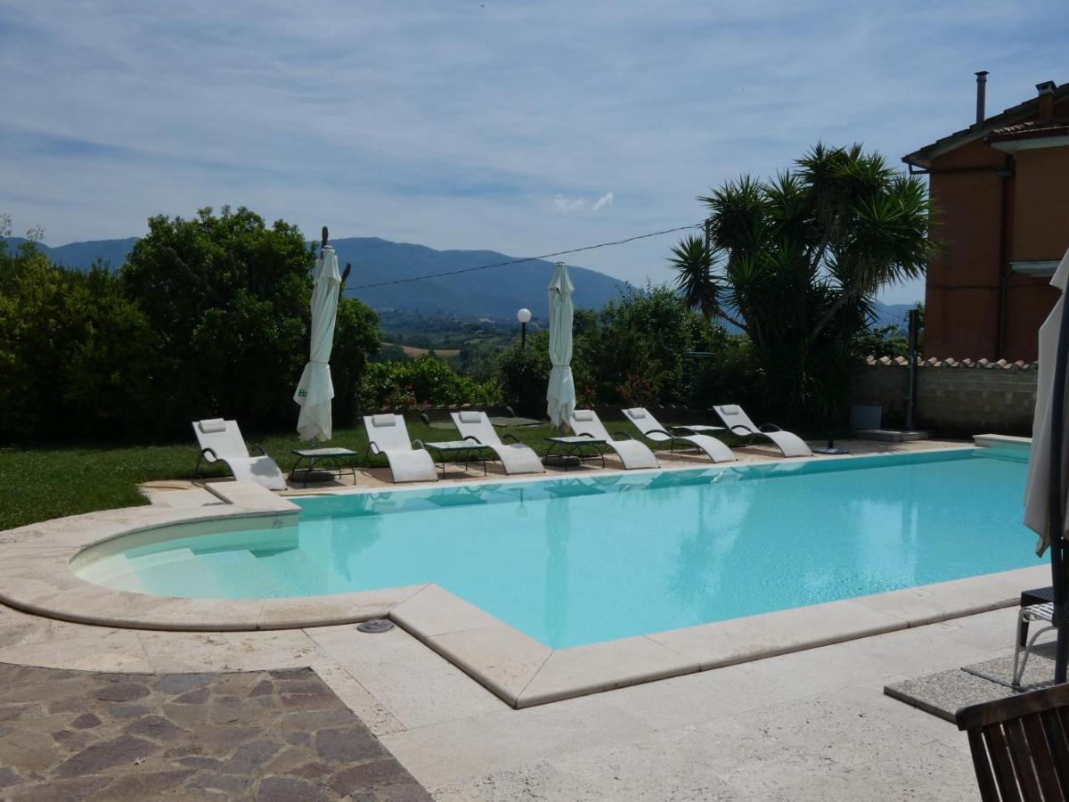 I Due Melograni Agriresort Tarano エクステリア 写真